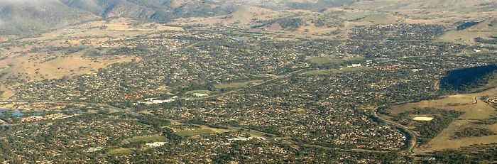 1024px-Kambah_Aerial